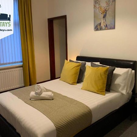 Rodsley - 2 Bedroom 1St Floor Flat Free Parking Wifi And Netflix Гейтсхед Экстерьер фото