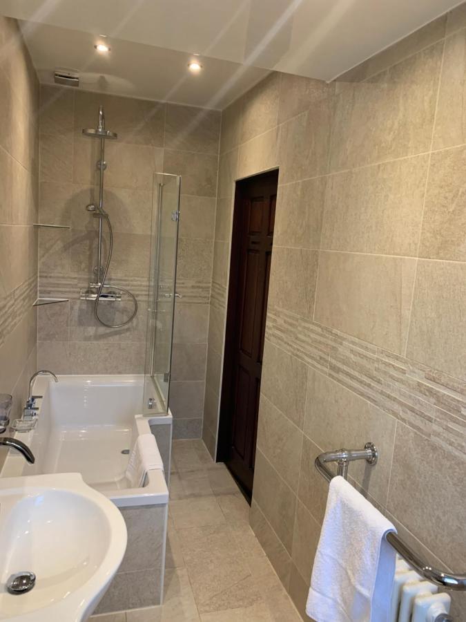 Rodsley - 2 Bedroom 1St Floor Flat Free Parking Wifi And Netflix Гейтсхед Экстерьер фото