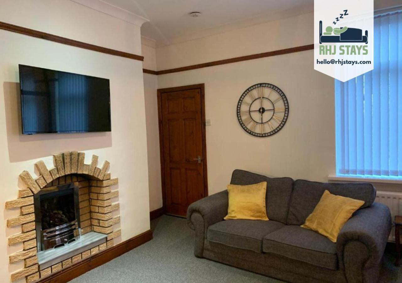 Rodsley - 2 Bedroom 1St Floor Flat Free Parking Wifi And Netflix Гейтсхед Экстерьер фото